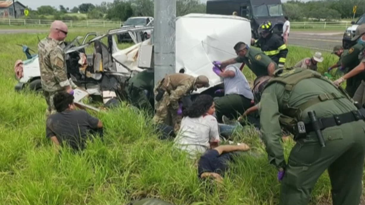 "Vi gente que estaba muerta": sobreviviente del accidente en Texas da detalles del terror que vivió con el choque