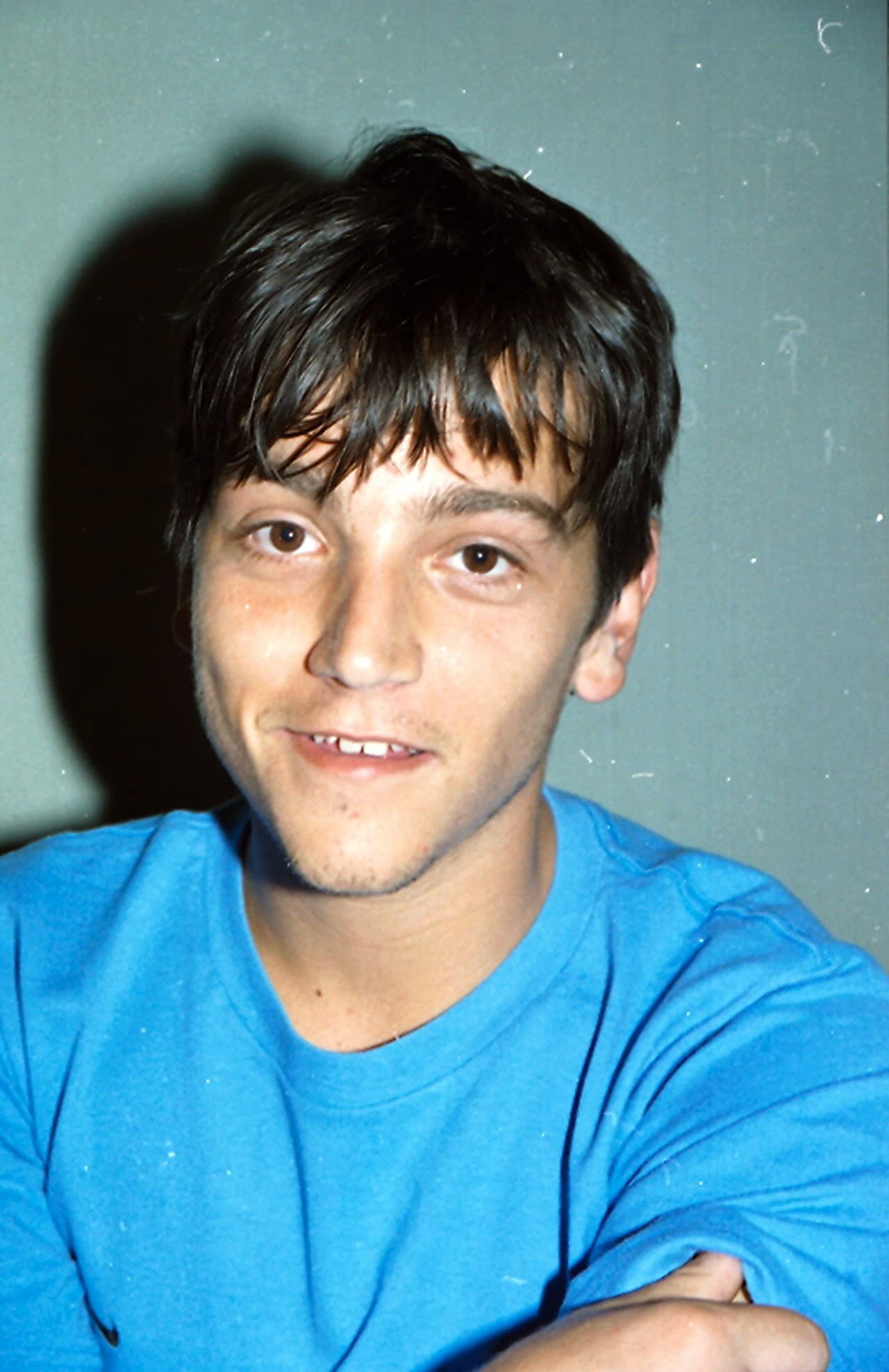 Diego Luna participó en su primera telenovela en 1992. Tras 'El abuelo y yo' siguió participando en melodramas. En 1999, ya como parte del elenco de TV Azteca, Luna actuó en 'El amor de mi vida' y 'La vida en el espejo'.