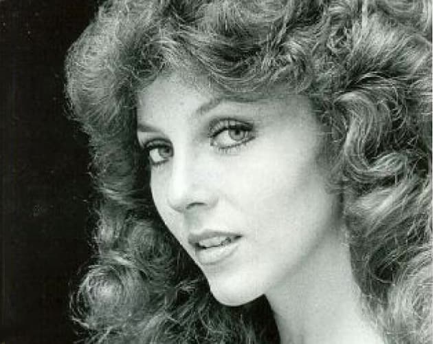 Verónica Castro es una de las actrices consentidas de las telenovelas del siglo pasado, además de cantante y presentadora de la televisión mexicana que se convirtió en una leyenda desde muy jovencita.