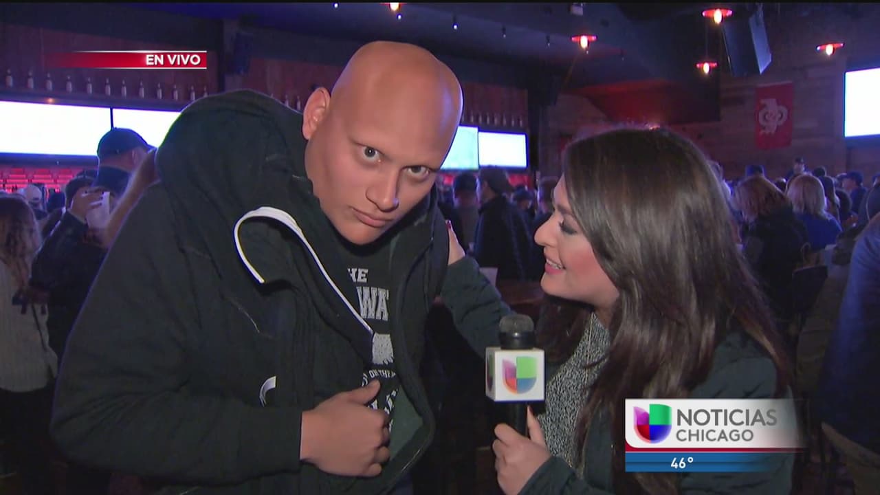 Nervios y emoción en las inmediaciones del Wrigley Field por el quinto juego