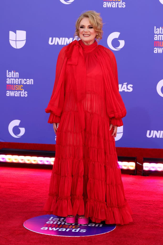 Erika Buenfil en los Latin American Music Awards.