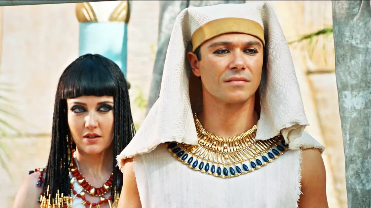 José llegó a Egipto y se convirtió siervo de Potifar, jefe de la guardia del faraón Apofi.