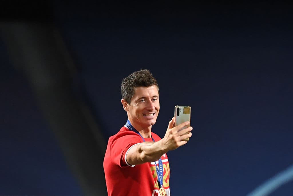 Robert Lewandowsky, noveno lugar, 28 millones de dólares.