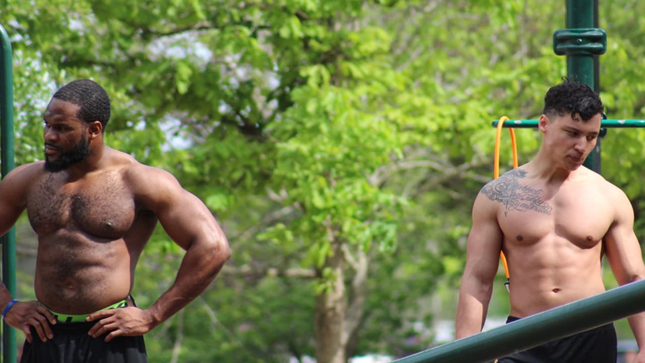 Estos jóvenes comentaron a Noticias 45 que tenían ya horas haciendo ejercicio y se les fue el tiempo sin darse cuenta.