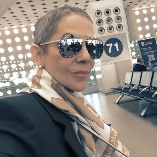 Asimismo, refirió que debido a su autoconfinamiento se vio obligada a detener su trabajo en el teatro.