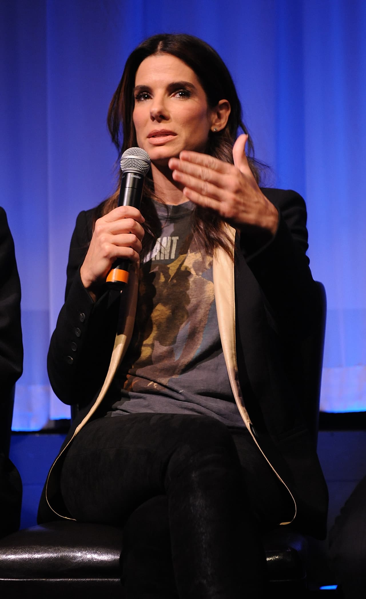 Bullock se negó a revelar cuáles son sus lugares favoritos, porque después no podrá disfrutarlos por el acecho de los fans.