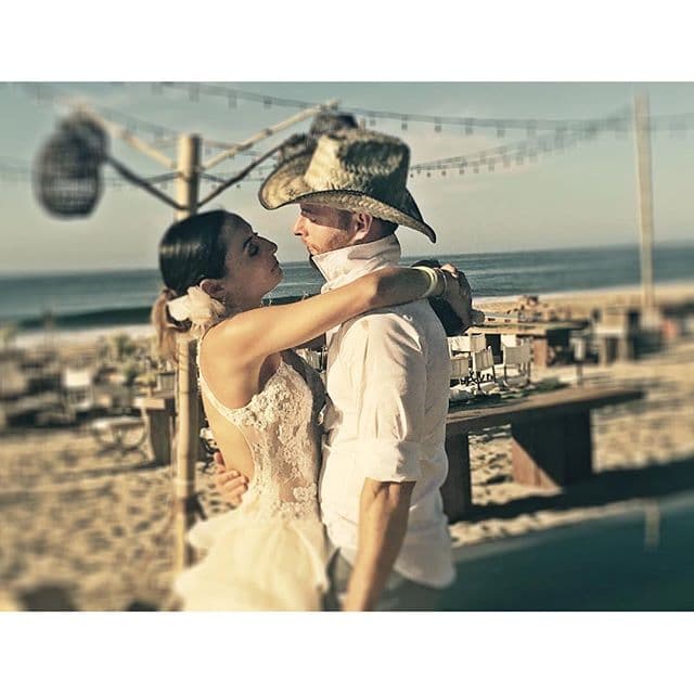 “Gracias @guerofranco por regalarme el mejor día de mi vida. Te amo y ¡soy la mujer más feliz de ser tu esposa!”, publicó Marimar.