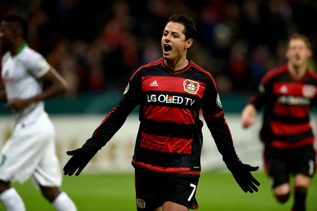 Bayer Leverkusen presume bienvenida a Chicharito a los entrenamientos