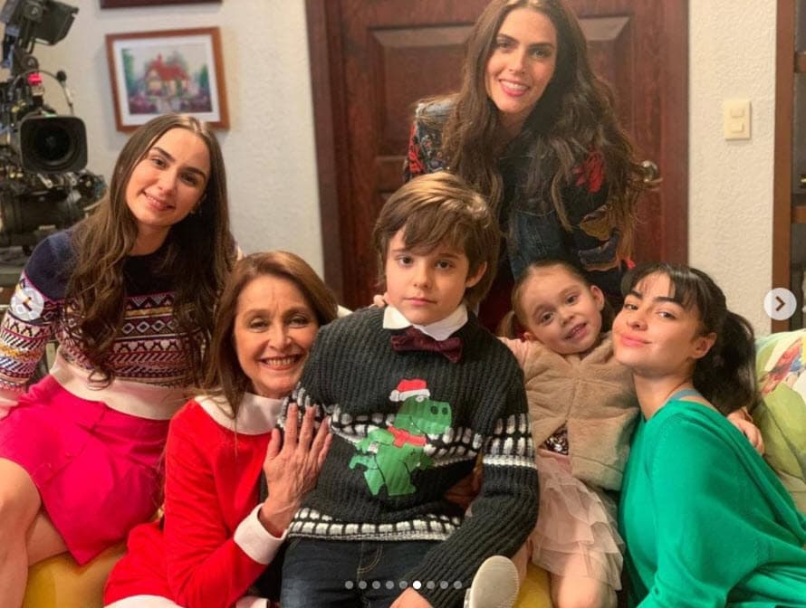 El personaje tiene una complejidad, pues
<b><a href="https://www.univision.com/shows/vencer-el-desamor/ariadna-quedo-destrozada-al-saber-que-su-hijo-tadeo-padece-un-trastorno-video" target="_blank"> padece síndrome de Asperger</a></b> y necesita atención especial. 
<br>