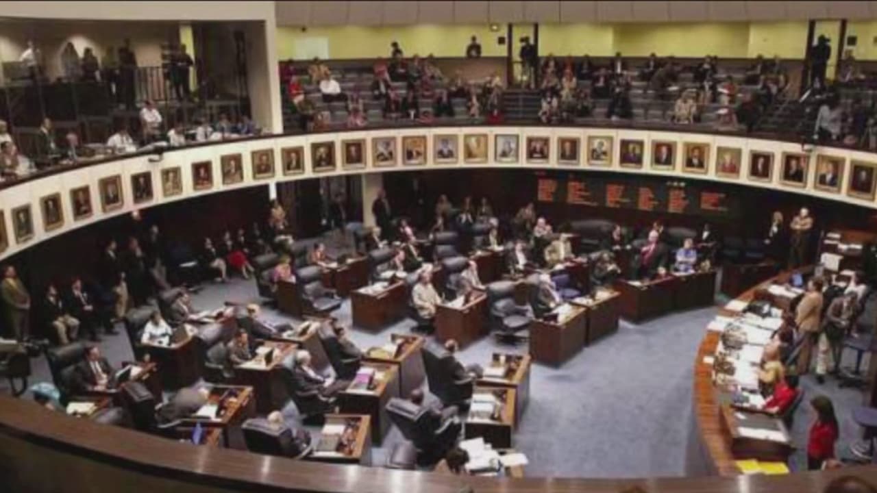 Legisladores texanos buscan (una vez más) que se aprueben iniciativas en contra de las llamadas 'ciudades santuario'