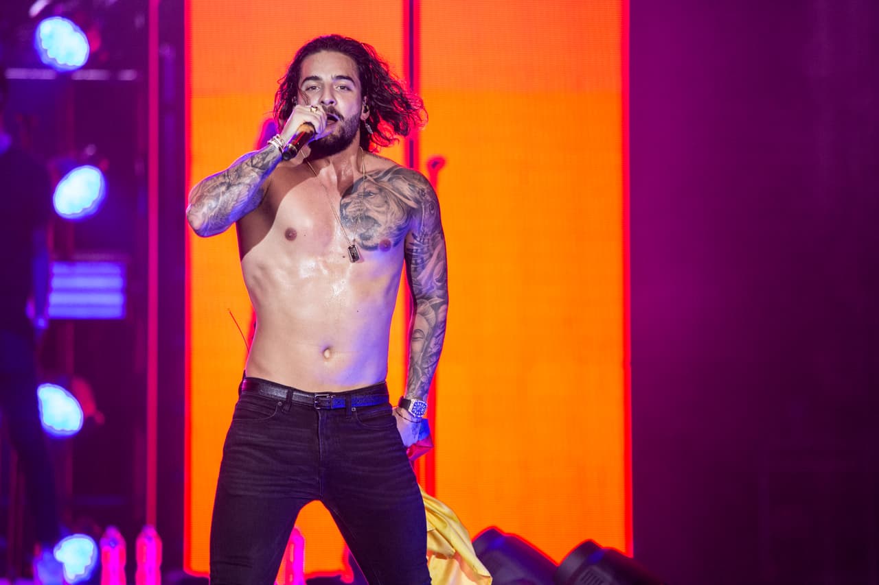 Y entregó su alma, corazón y hasta ropa para el público de Dallas.