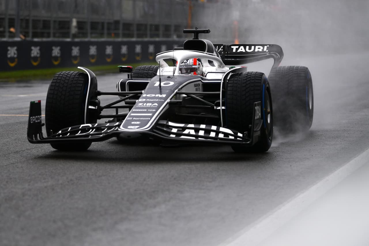 Max Verstappen saldrá en la primera posición para el Gran Premio de Canadá; 'Checo' Pérez en el lugar 13.