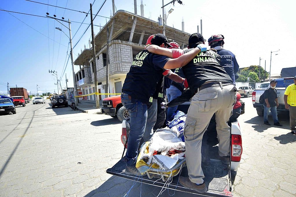 El último anciano rescatado en Ecuador no estuvo 13 días bajo los escombros