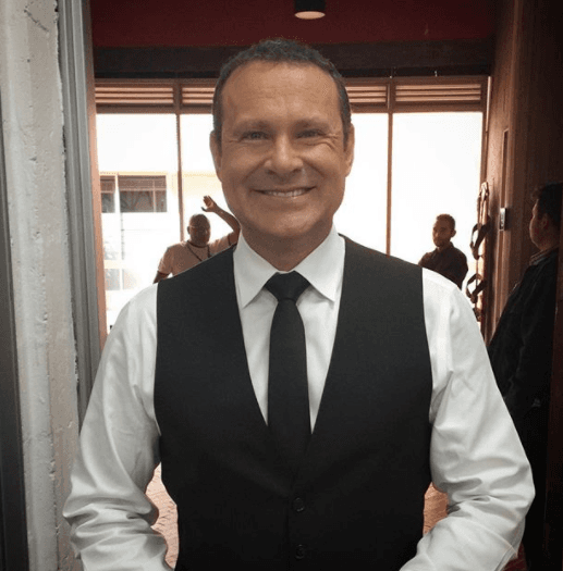 Alan se realizó de nuevo un trasplante capilar en febrero de 2018. "Es la segunda vez, pero es que hacían falta más y estaba muy caro", dijo entre risas el conductor de 
<a href="https://www.youtube.com/watch?v=uDA5NtrYo48" target="_blank">Despierta América. </a>