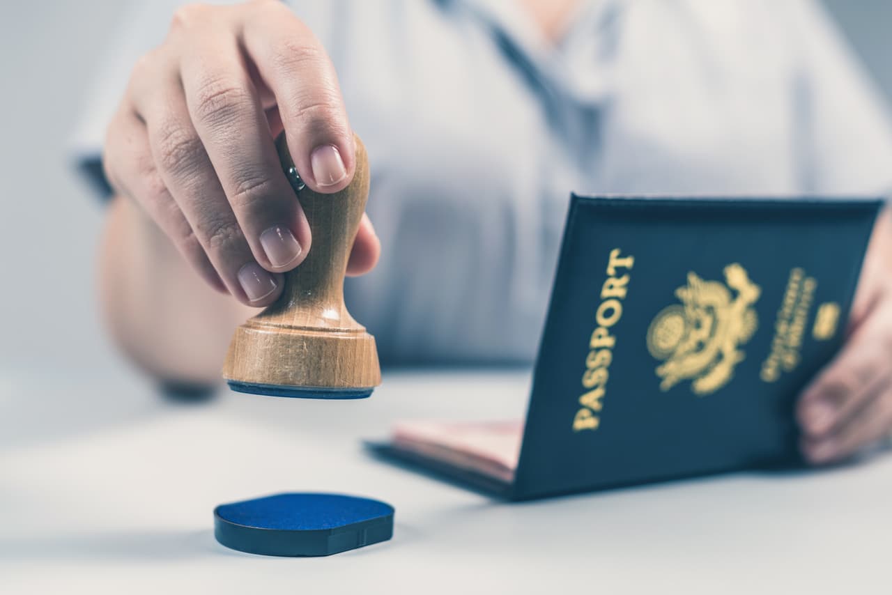 Documentos para probar residencia y edad, que incluyen: 
<br>- Documentos de identidad del estado o municipio de Nueva Jersey.
<br>- Pasaporte
<br>- Impuestos. 
<br>- Certificado de nacimiento.
