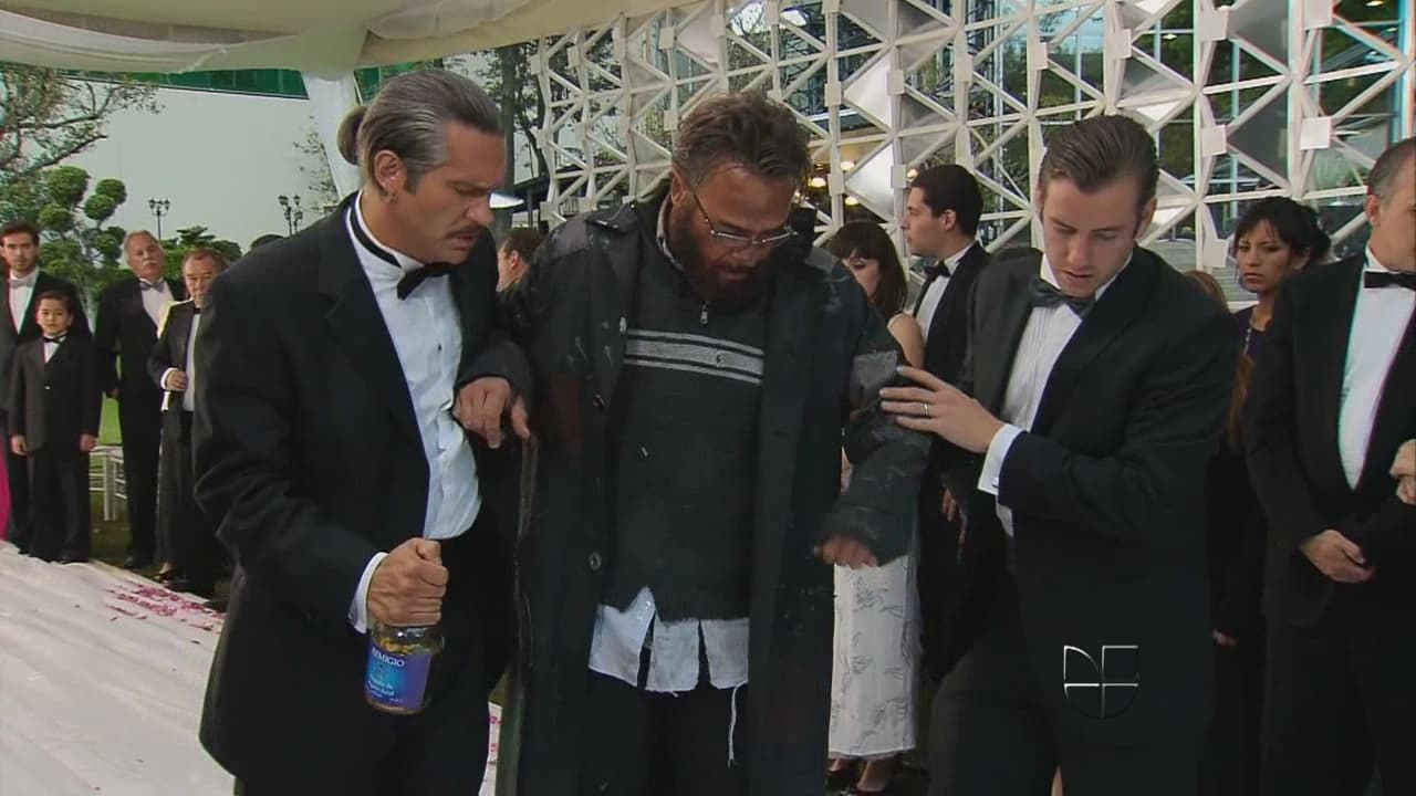 Sergio Sendel fue Vicente Irabién y le guardó mucho rencor a Pancho por dirigir la empresa.