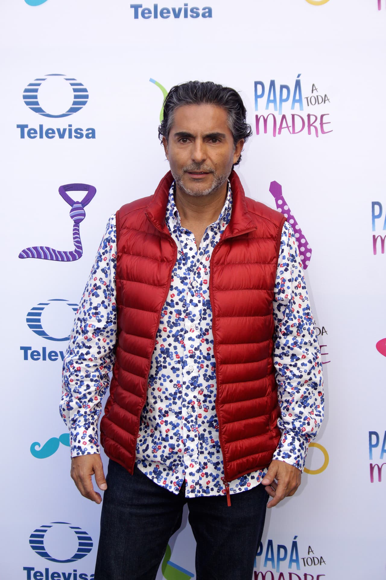 "No sabes cómo lo quiero, pero muy intenso, muy bien, tipazo.. siempre con un ánimo de positivismo muy grande y sí, qué sorpresa tan fuerte", dijo en declaraciones transmitidas este jueves en 'Ventaneando'.