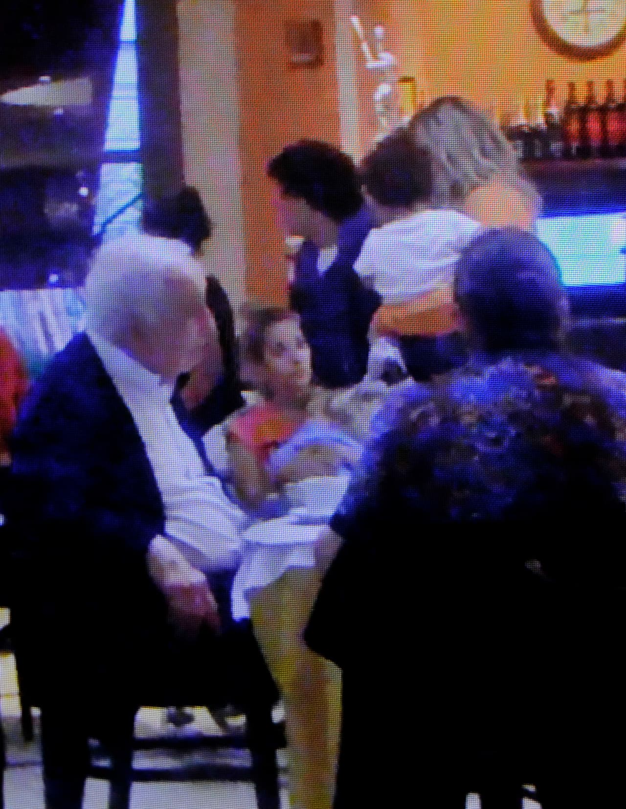 Y a pesar de evolucionar bien, aún mantienen reserva con el alta