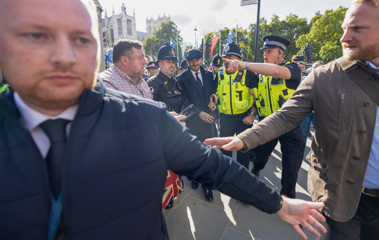 Él estuvo presente en la 
<b><a href="https://www.univision.com/estilo-de-vida/bodas/los-famosos-que-asistieron-a-la-boda-del-principe-harry-y-meghan-markle-fotos" target="_blank">boda del príncipe Harry y Meghan Markle</a></b> en mayo de 2018. 
<br>