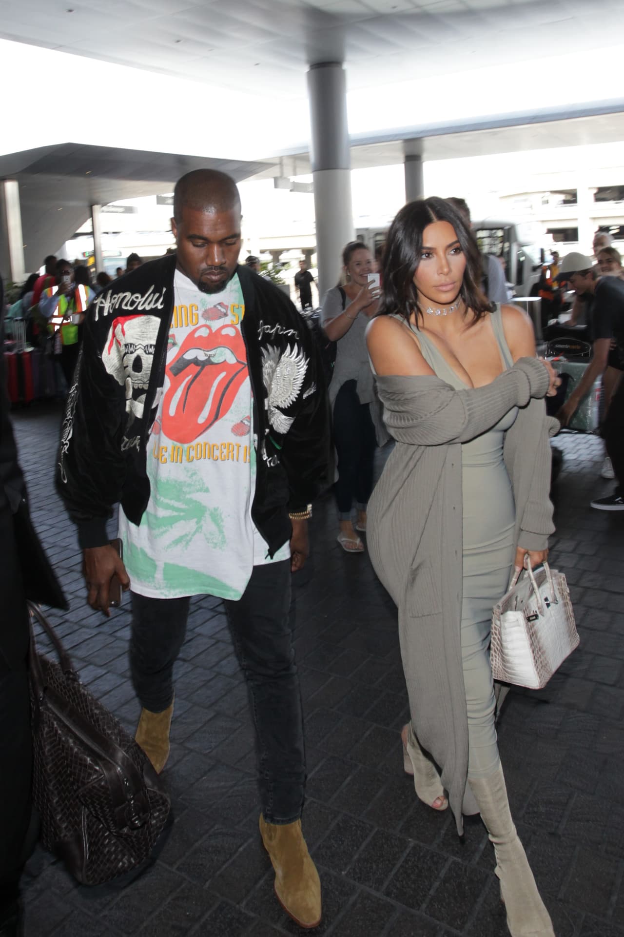 Pero Kim y Kanye saben muy bien cómo lidiar con tanta atención.