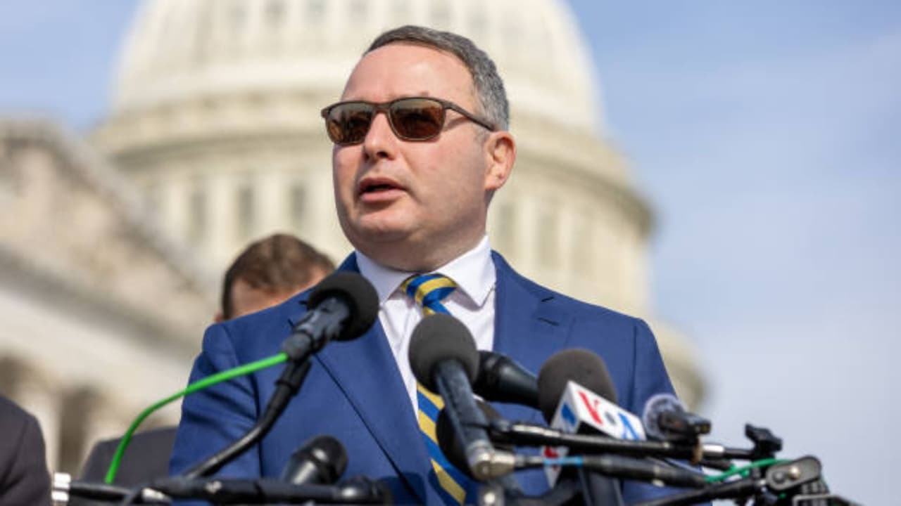 ¿Quién es Alex Vindman?: exfuncionario que testificó contra Trump recauda $1.7 millones en busca del Senado