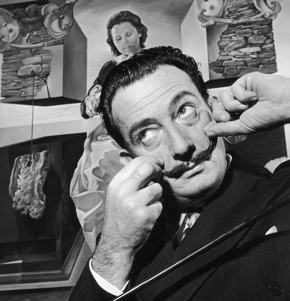 "Fue como un milagro": el peculiar bigote de Salvador Dalí aparece intacto al exhumarlo