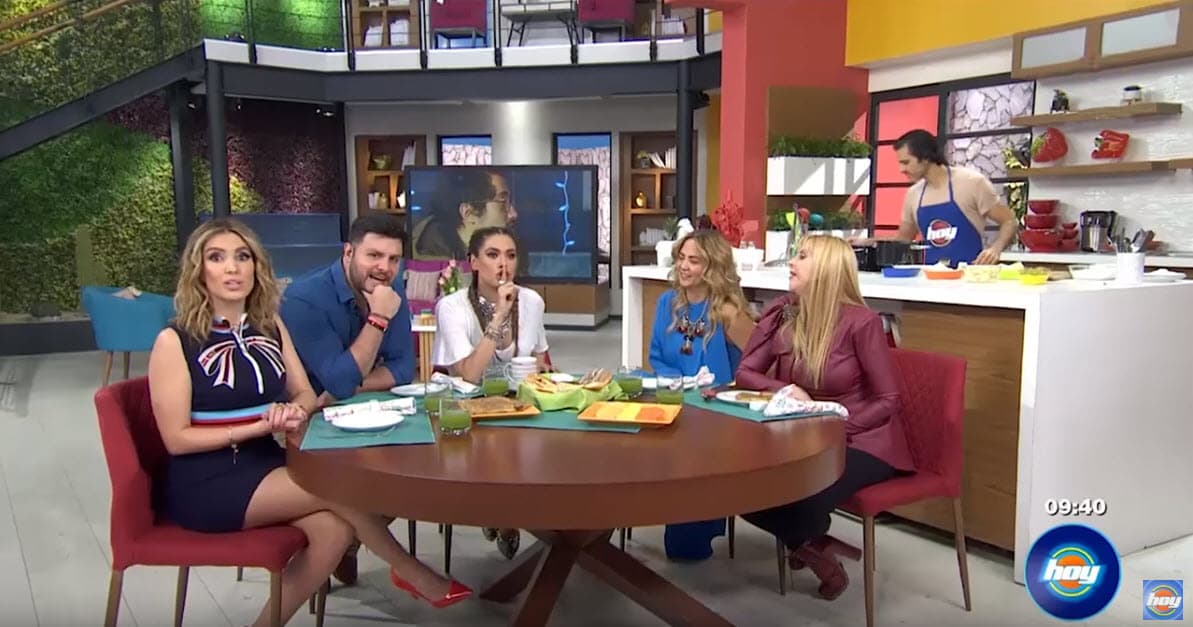 Paul Stanley, quien también estaba presente en la sección del programa, aseguró que ese tipo de comentarios provocan la discriminación. Finalmente, Andrea Legarreta agregó que le pareció raro que Gael haya hecho ese tipo de declaraciones.
<br>