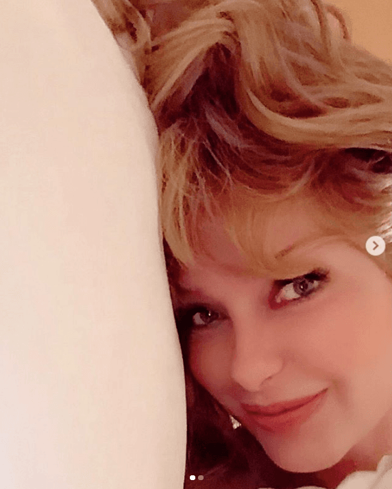 “Yo sentí la necesidad en el 2012 (de retirarme), no es ninguna casualidad, es una causalidad, porque todo tiene una causa, de retirarme, de airearme, de irme”, explicó para el programa 'Intrusos', en enero de 2019.
<br>