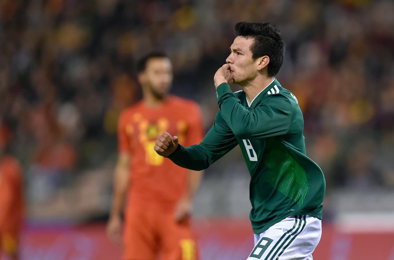 <b>Delanteros: </b>Hirving Lozano.