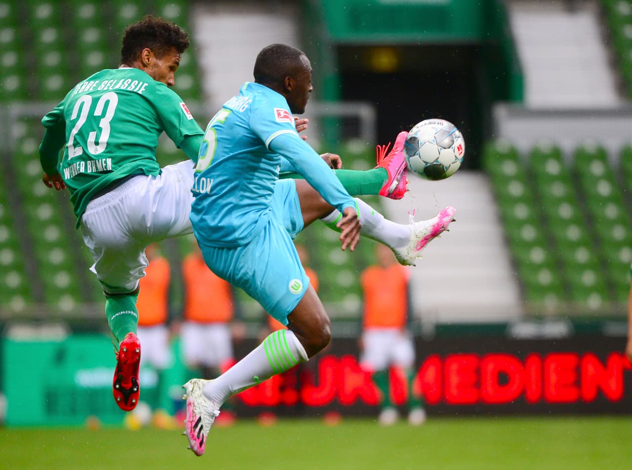 Werder Bremen perdió ante Wolfsburgo y permanece en laa zona de descenso. Situación complicada para el equipo verde.