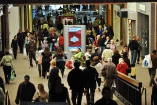 Negocios preocupados por la devaluación del peso mexicano