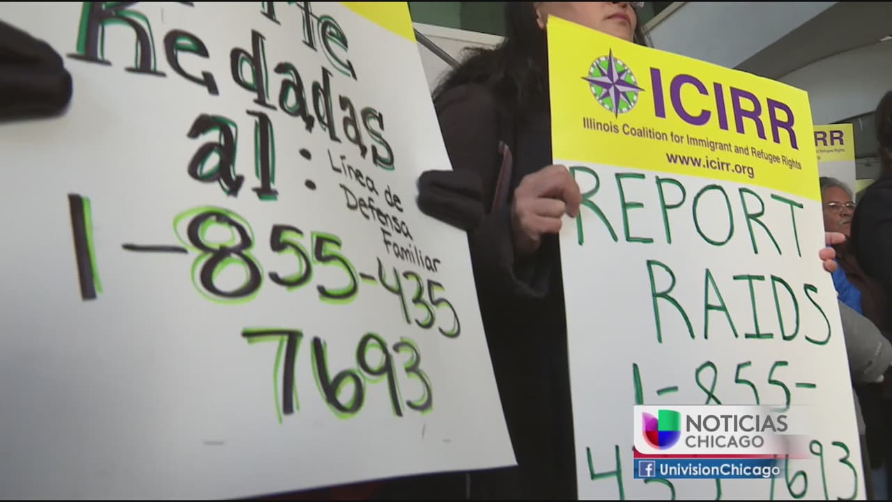 Activistas piden suspensión de redadas contra familias indocumentadas