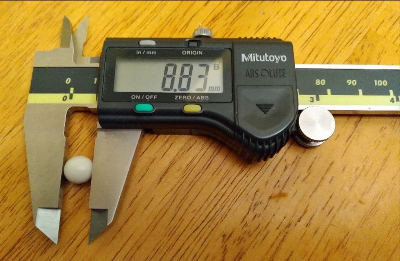 Encontrar perlas en bivalvas comestibles como almejas, mejillones y ostras es extremadamente raro. Solo una de cada 10.000 ostras crudas tiene una perla en su interior.