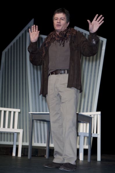 "De todo, depende de tu estado de ánimo, ¿no? Porque hay veces que uno está más inhibido y hay que veces que uno está (eufórico). Depende del estado de ánimo de las personas", consideró.