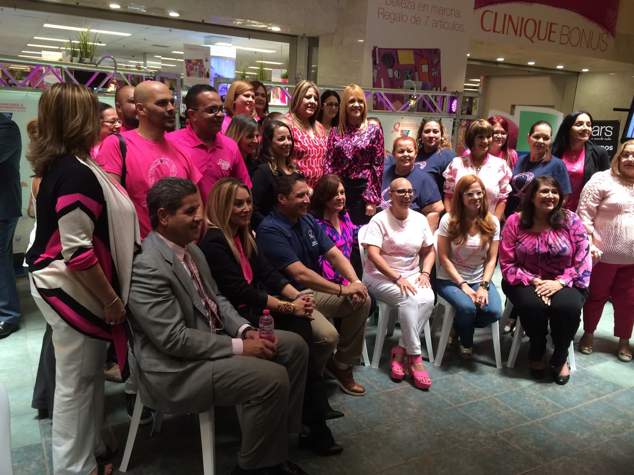 La destacada actriz y animadora Suzette Bacó, fue seleccionada Madrina Nacional de las Marchas 2016. Además, otros talentos y personajes de Univision Puerto Rico se unieron.