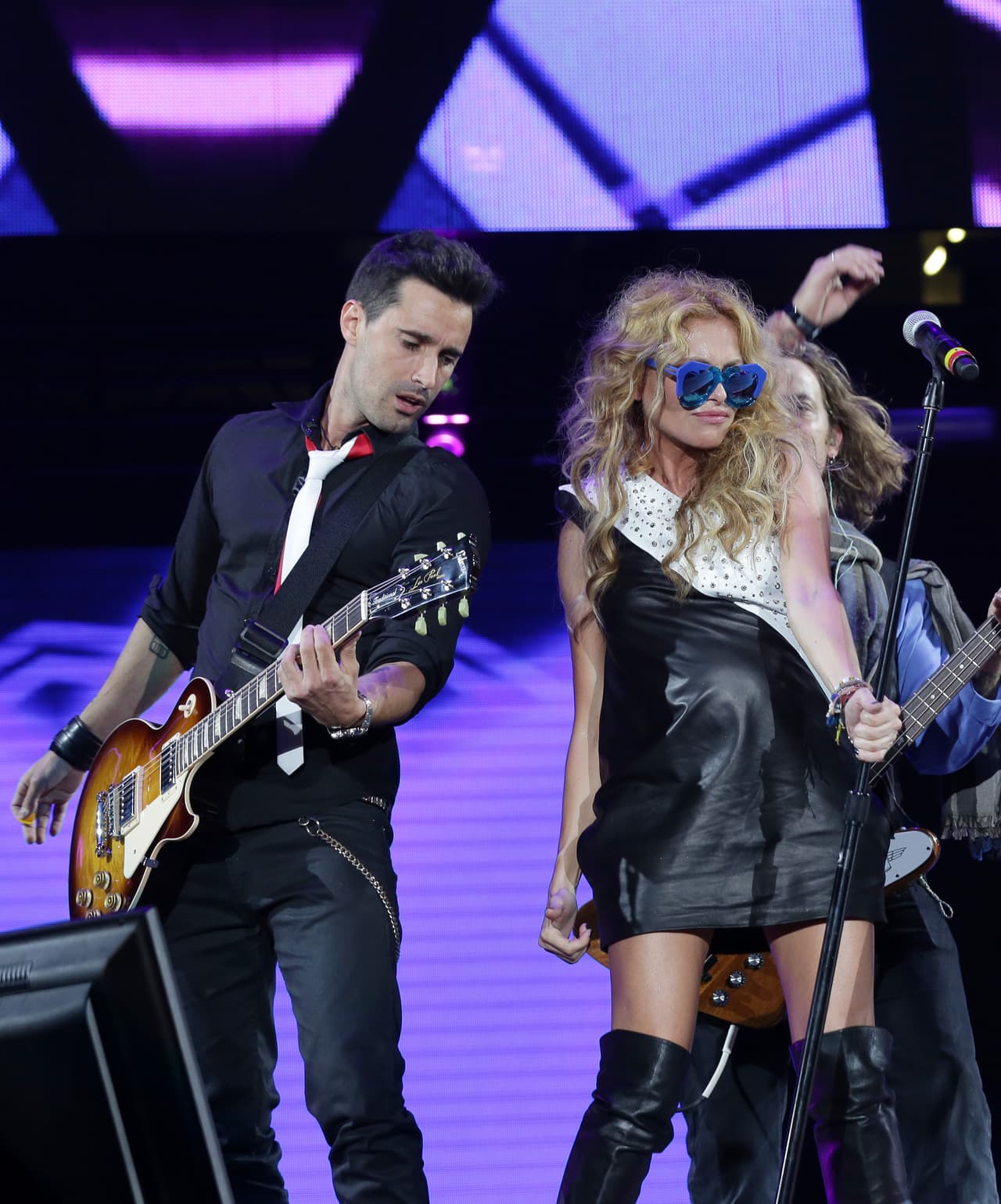 ¡Su enorme barriguita!