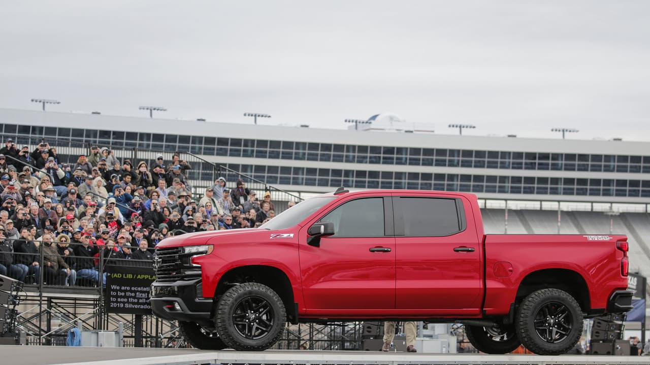 The all-new 2019 Chevrolet Silverado was introduced at an event celebrating the first 100 years of Chevy Trucks on Saturday, December 16 in Dallas, Texas. The 2019 Silverado 1500 is all new from the ground up and leverages Chevrolet’s experience building more than 85 million dependable, long-lasting pickups.