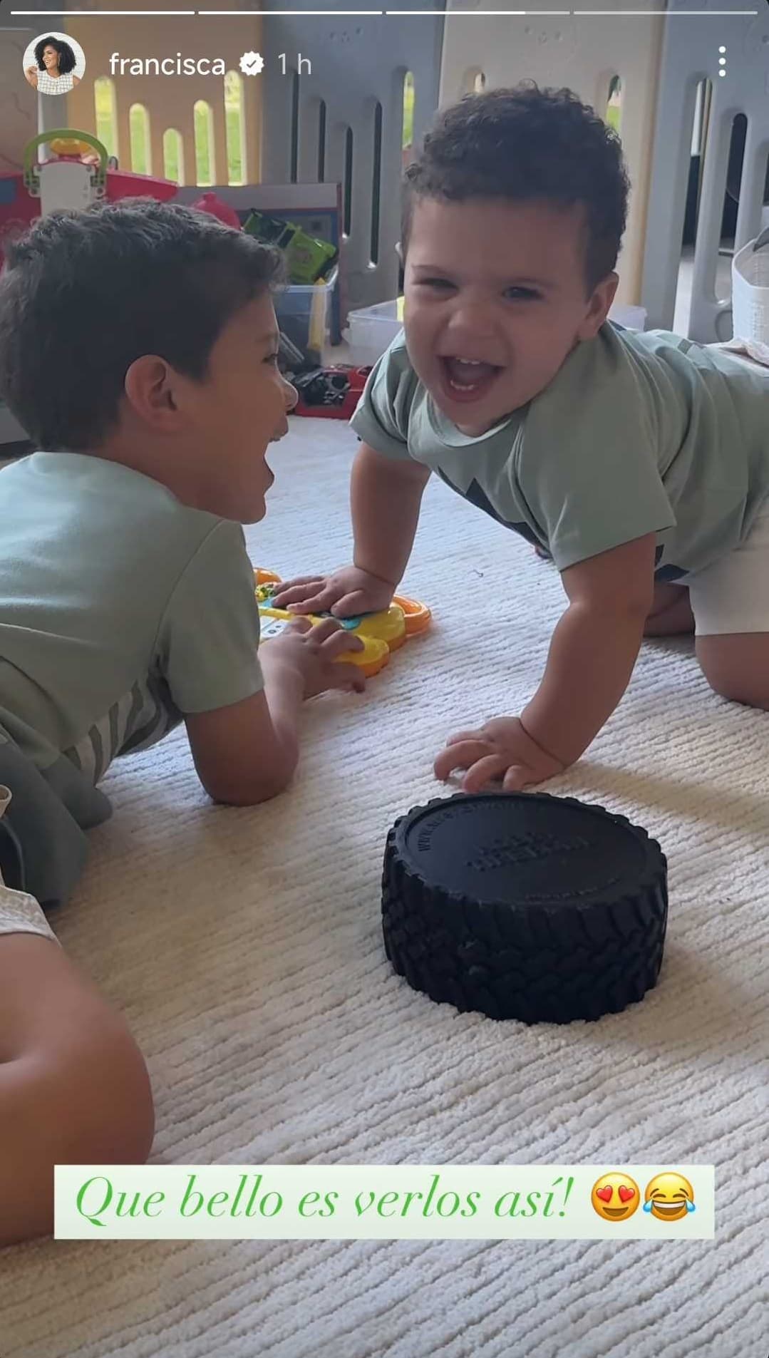 Franco y Gennaro jugando juntos.