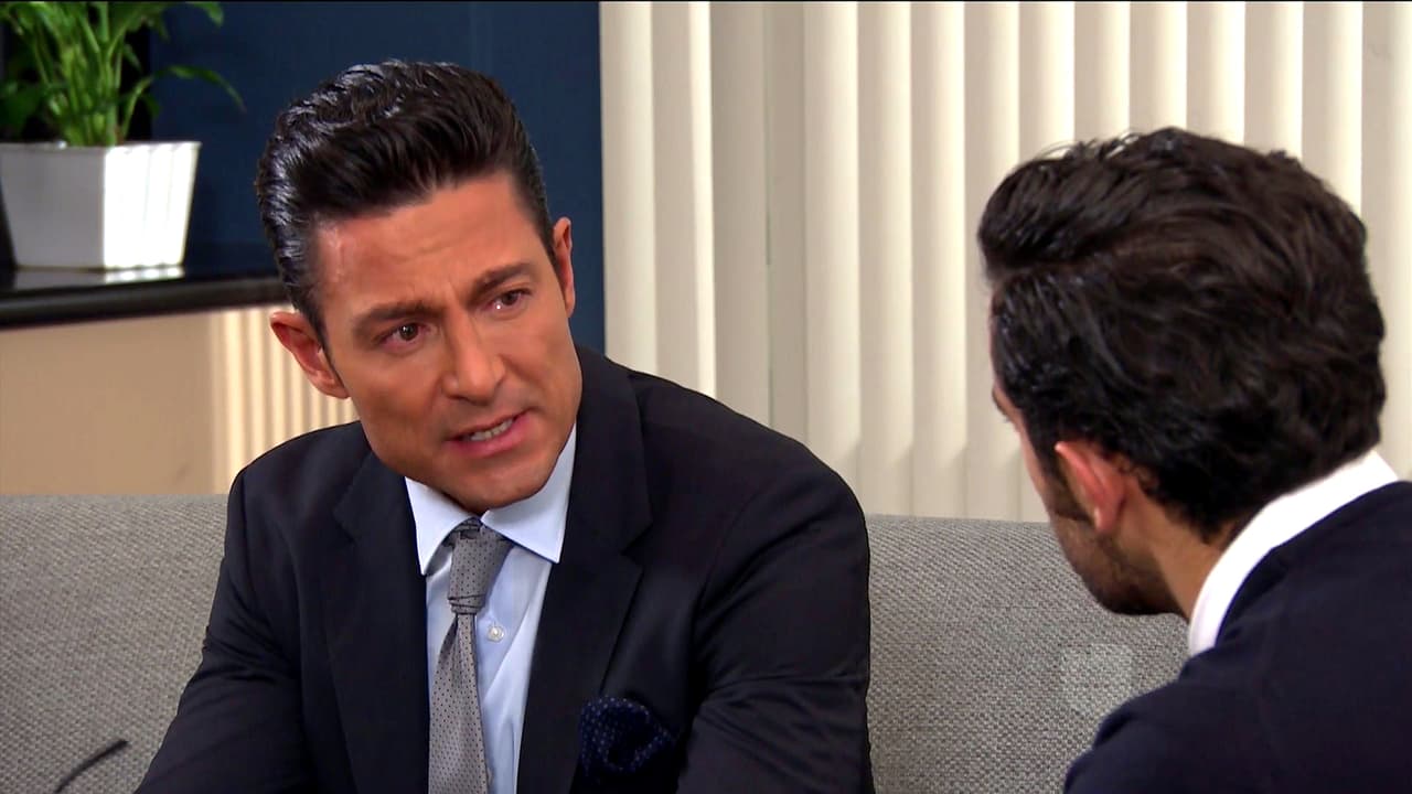 ¡El sólo quiere hacerla feliz!