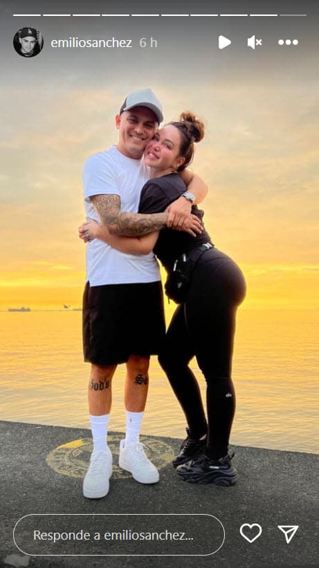 La pareja de enamorados se ha dejado ver en románticos atardeceres.
<br>