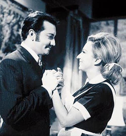 Le sigue el drama venezolano 
<b>'El derecho de nacer'</b> con 
<b>600 capítulos</b>, éste fue estelarizado por 
<b>Raúl Amundaray </b>y 
<b>Conchita Obach </b>en 1966.