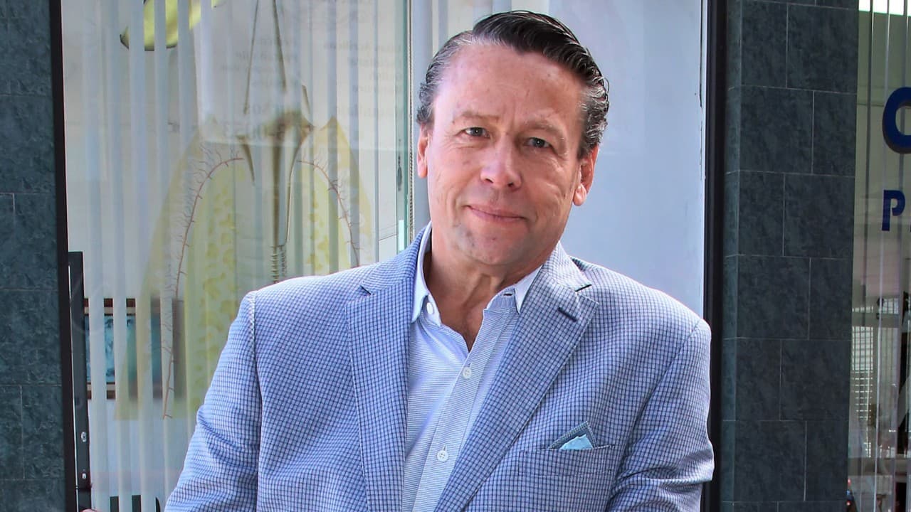 Alfredo Adame en problemas con la justicia: es vinculado a proceso por una presunta omisión ante el fisco