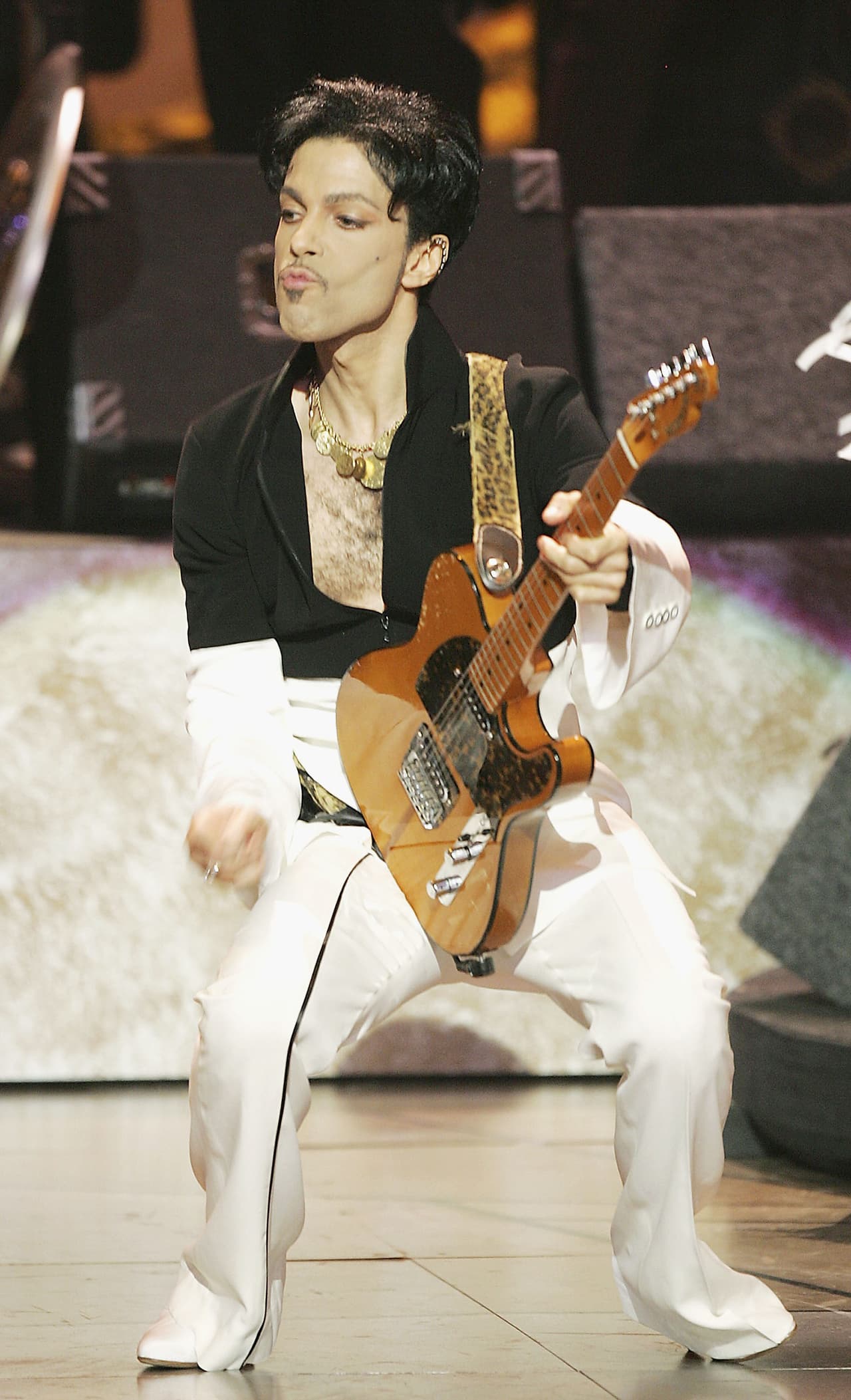 Considerado entre los más importantes exponentes de la música negra en la década de los 80, además del funk y el soul abordó también géneros como el new wave y el rock.