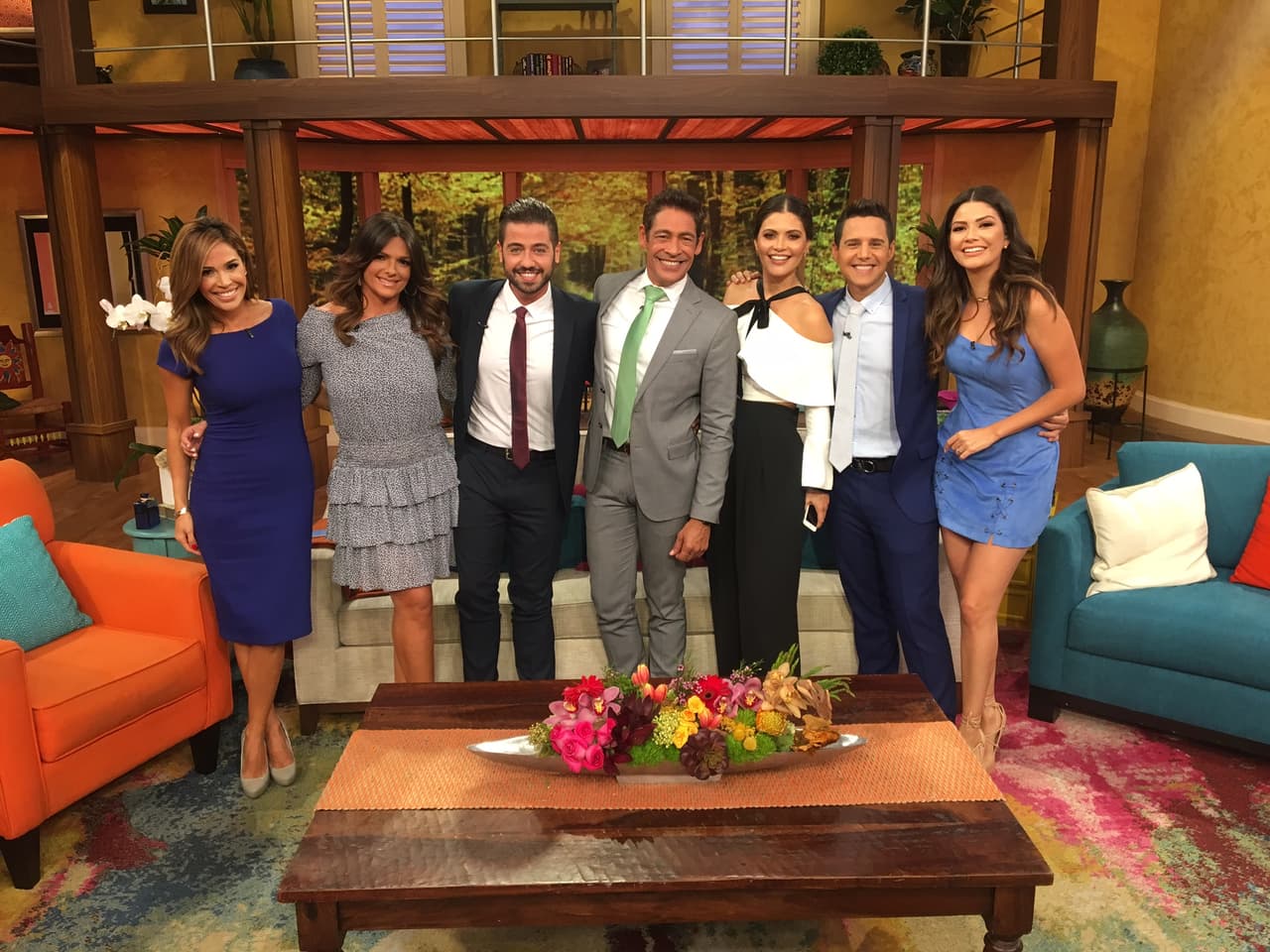 Arrancamos la semana con invitados de súper lujo y muy felices con el regreso de una guapísima venezolana.