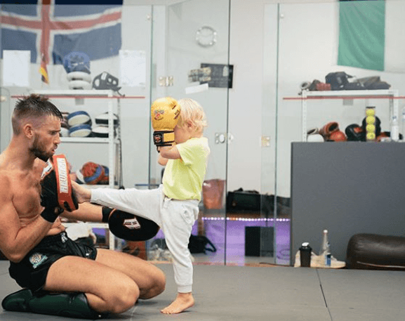 Al entrenamiento los acompañaron Cian Cowley y también su pequeño hijo.