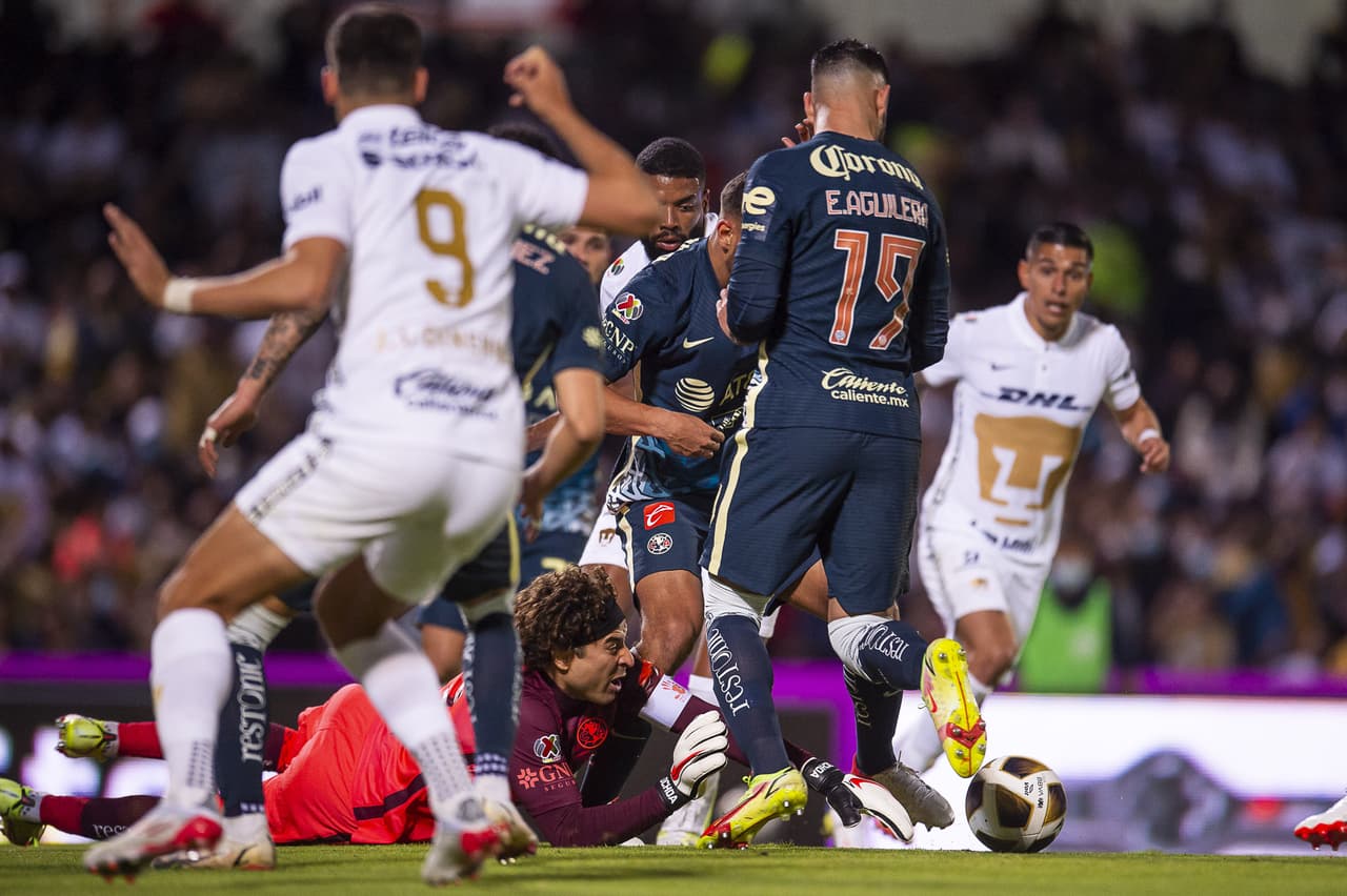 Pumas salió a proponer más que el América, pero ninguna plantilla logra romper las redes y firman el empate 0-0 en la ida de los cuartos de final.