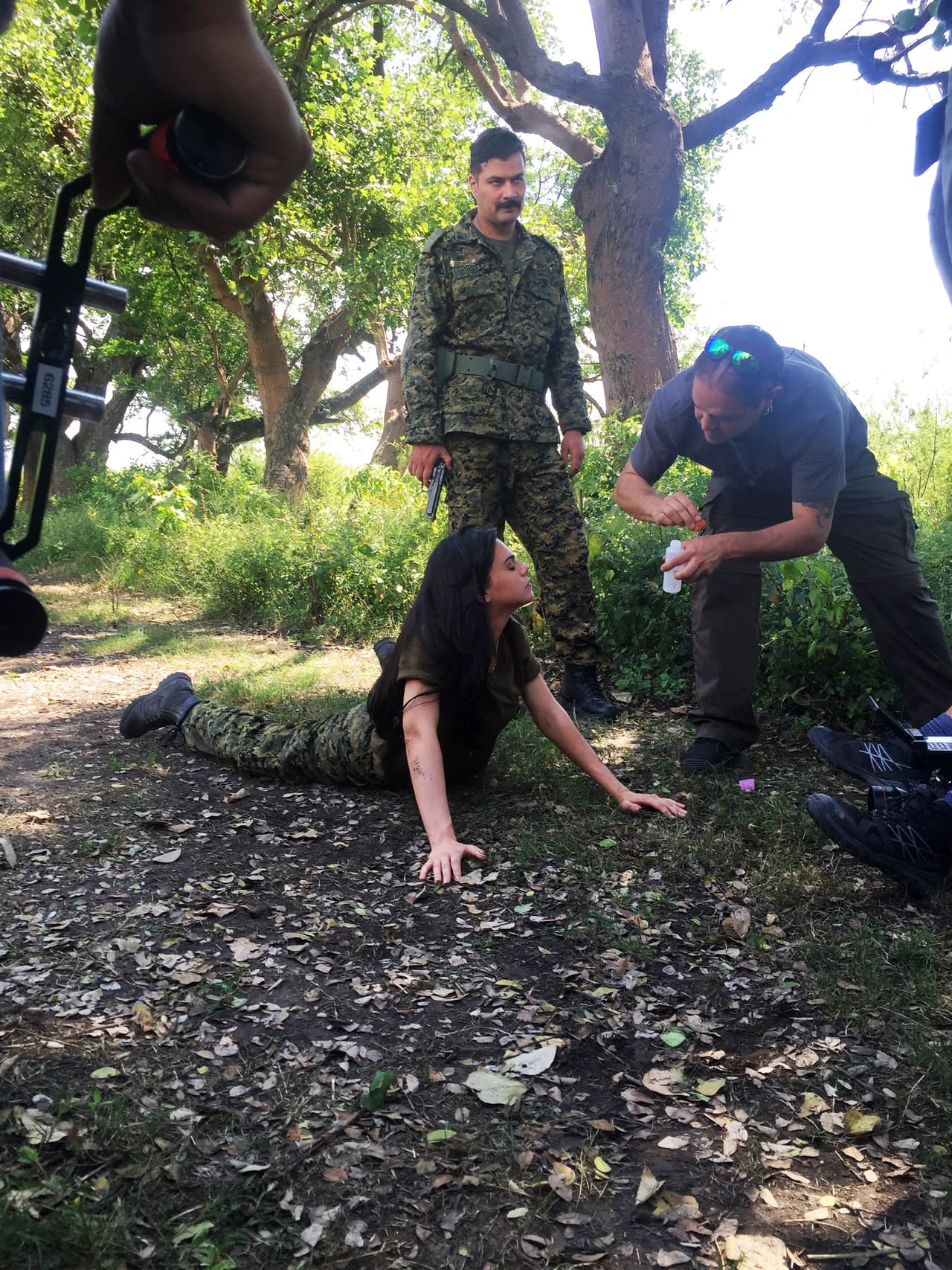 Al lado del actor colombiano, Tommy Vásquez, estudió cada detalle de la secuencia.
