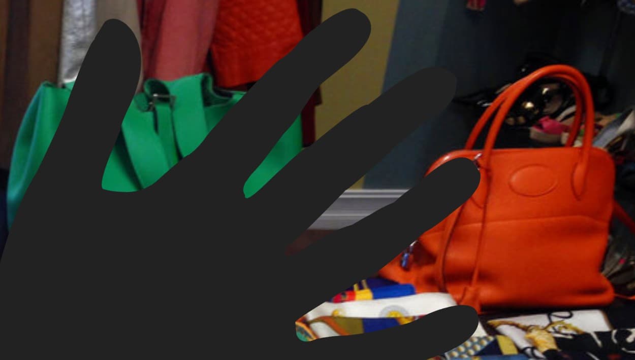 Dueña de $500,000 en carteras de diseñador denuncia que se las robaron de su casa en Dorado