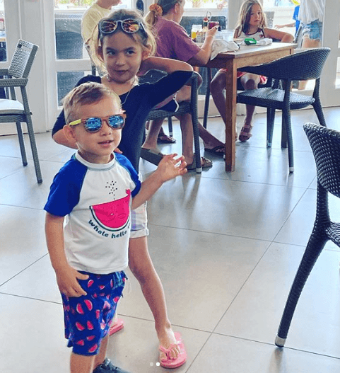 A través de su cuenta de Instagram, Cristy Bernal recordó que a veces se preguntaba cómo iba a compartir su amor entre dos (pues ya Michelle era muy querida), dudas que se terminaron con la llegada de Liam de inmediato.