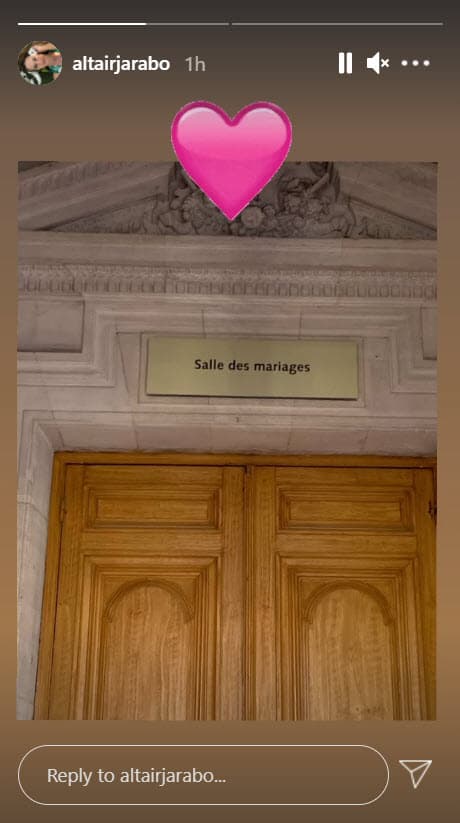 También mostró los lugares donde se convirtieron oficialmente en marido y mujer.